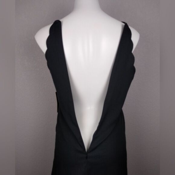 Lulus Scalloped Apron Neckline Black Dress NWT S - Picture 7 of 11